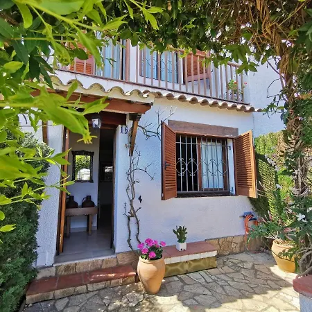 Vila Villas Cosette La Dorada *
